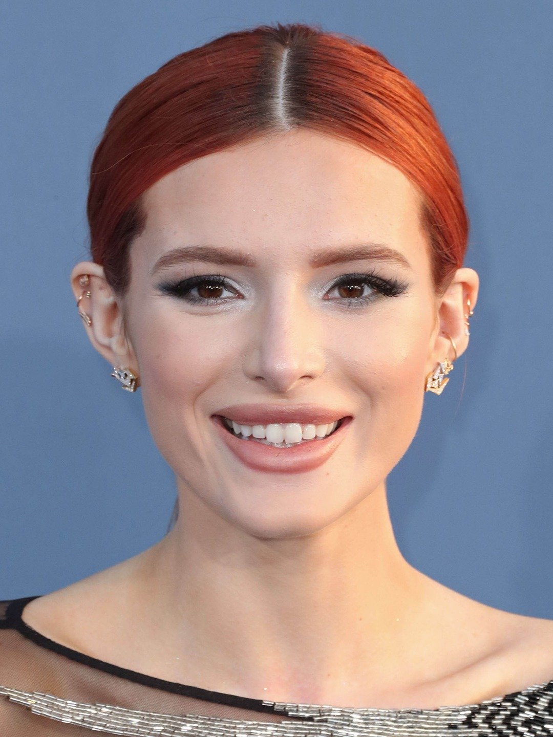 How tall is Bella Thorne?